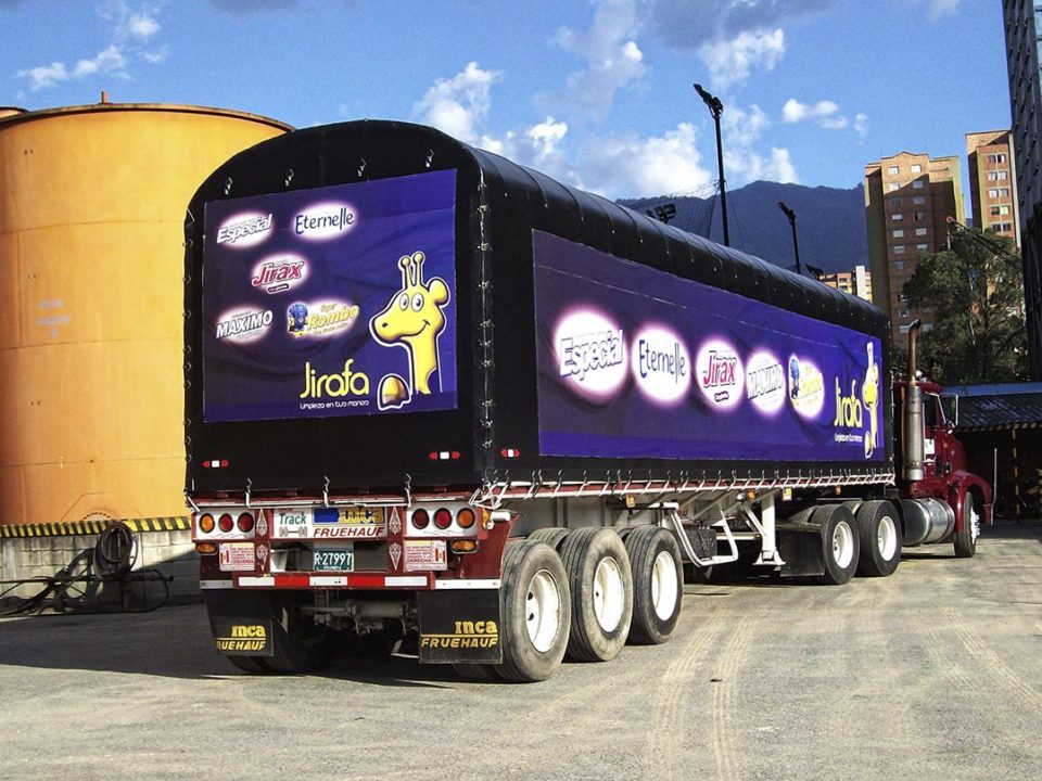 Trailer Jirafa